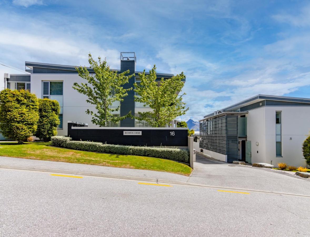 Stylish Haven Luxury Interiors In Prime Location Apartment Queenstown Exterior photo
